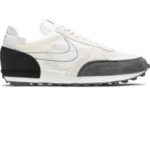 Nike mens daybreak sneaker size 9.5